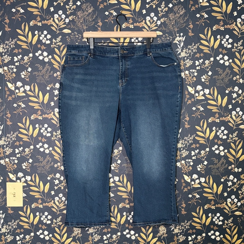 Lane Bryant Mid Rise Boyfriend Capri Dark Blue Denim Jeans Size 18